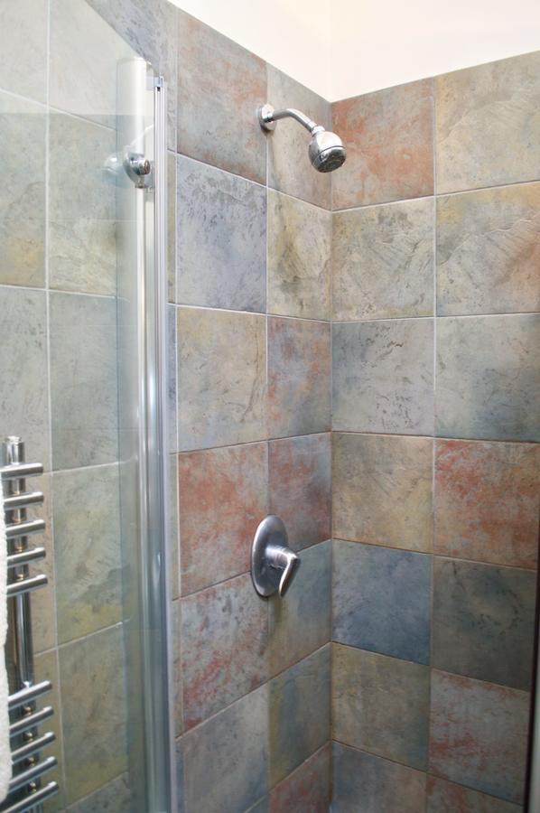 Fabulous 3 Bedroom Flat With Castle Views Appartement